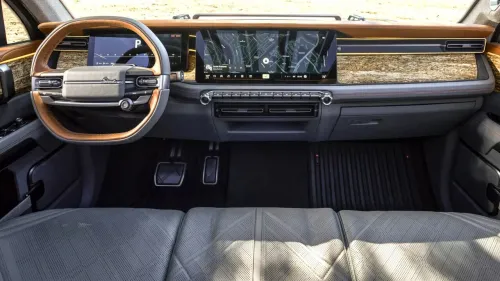 این خودرو برای گوش های شما برنامه دارد