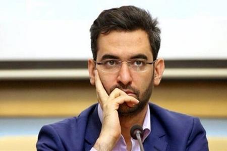 نظرات خویش را كامنت یا پیامك كنید