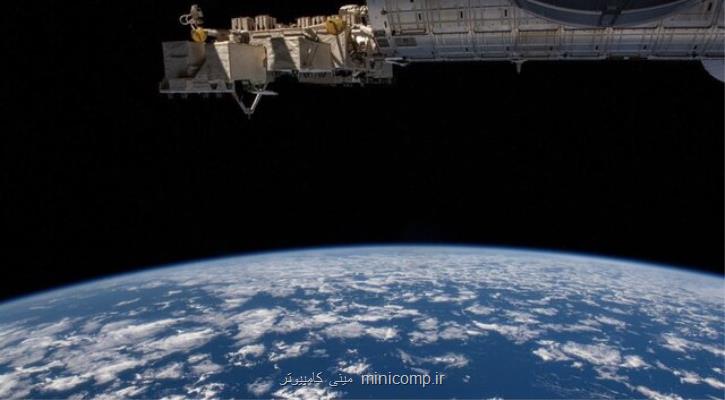 افق زمین از منظر فضا